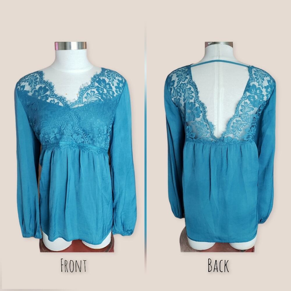 Suzanne Betro Lace Trim V-neck Shirt